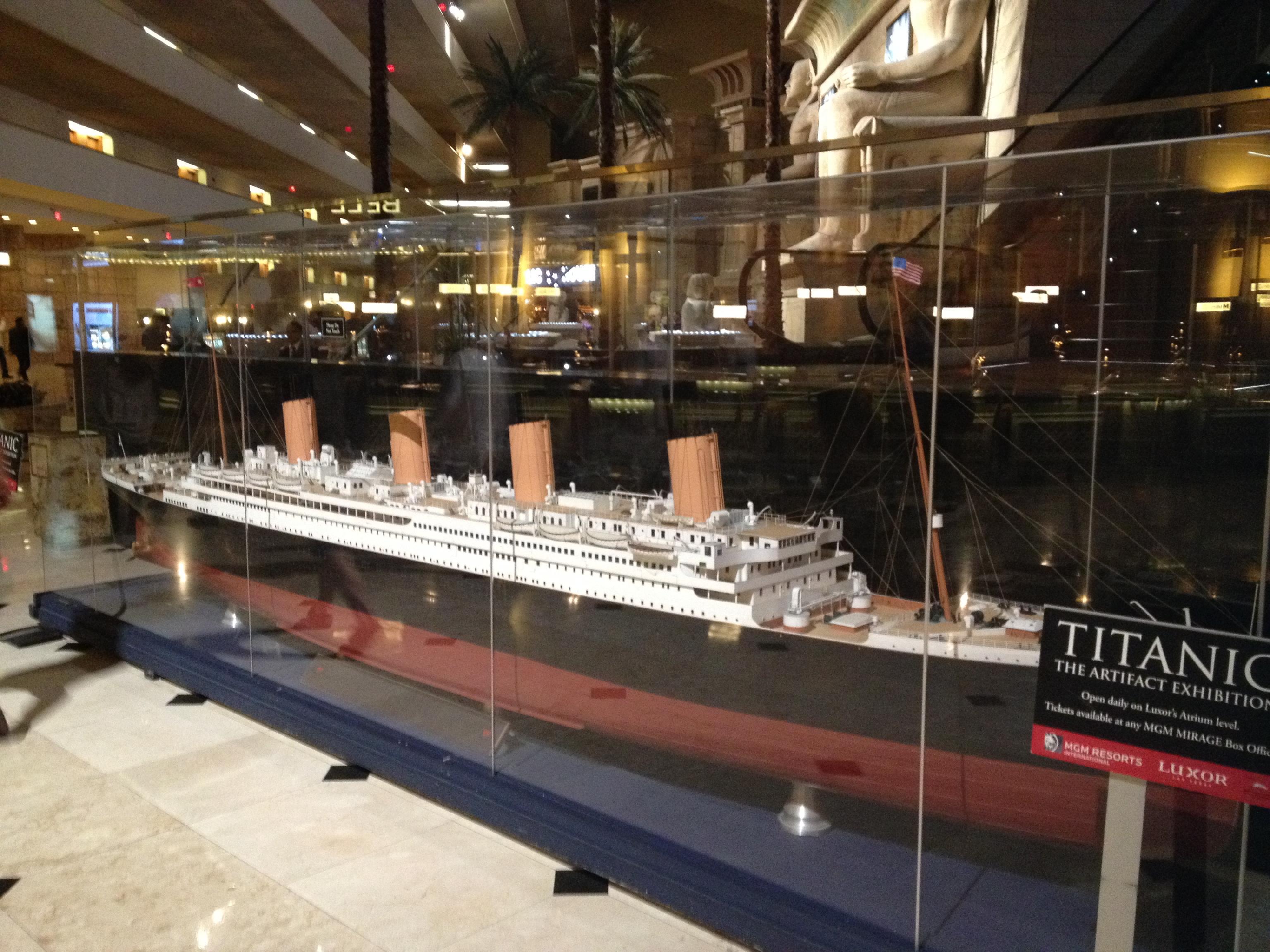Titanic Artifacts Exhibition Museum - AR application Turistle